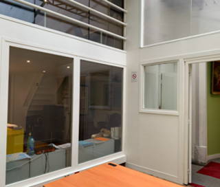 Bureau privé 15 m² 2 postes Coworking Rue Lemercier Paris 75017 - photo 6